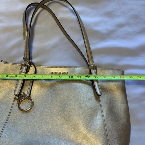 Michael Kors Large Gold Shoulder bag - Picture 4 of 15